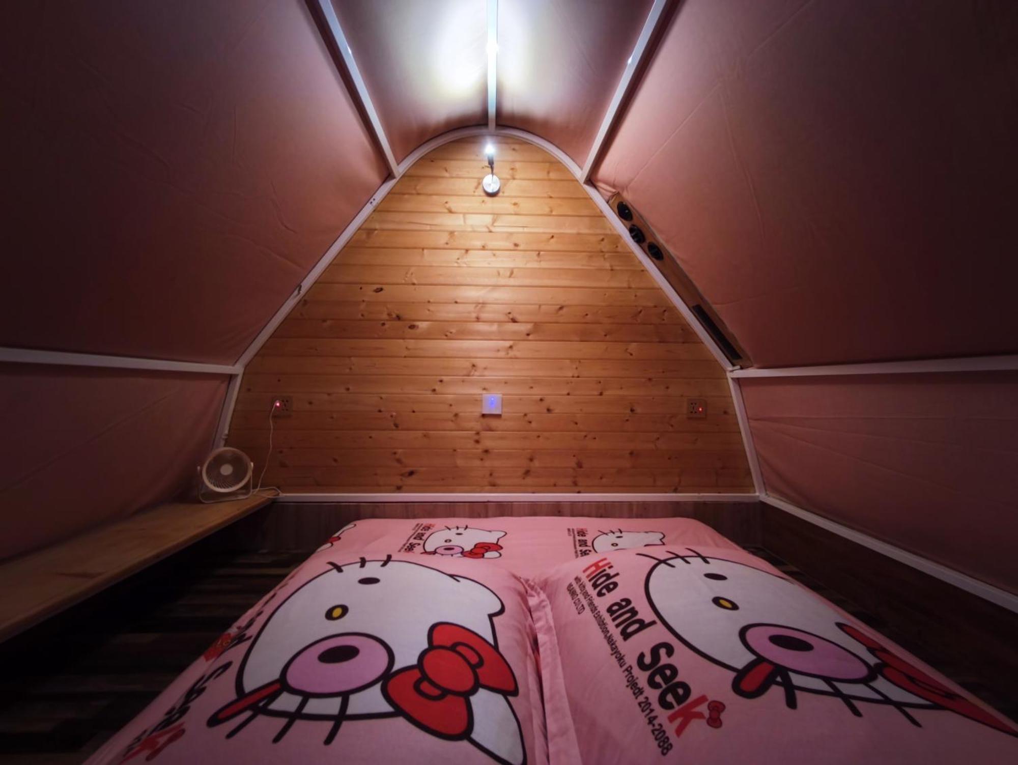 棚棚屋室內帳篷民宿inn Гаосюн Экстерьер фото