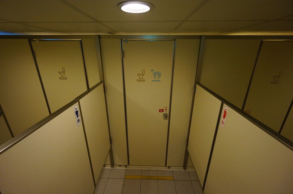 棚棚屋室內帳篷民宿inn Гаосюн Экстерьер фото
