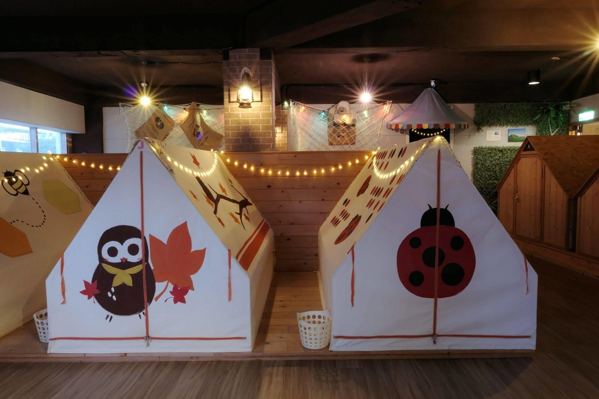棚棚屋室內帳篷民宿inn Гаосюн Экстерьер фото